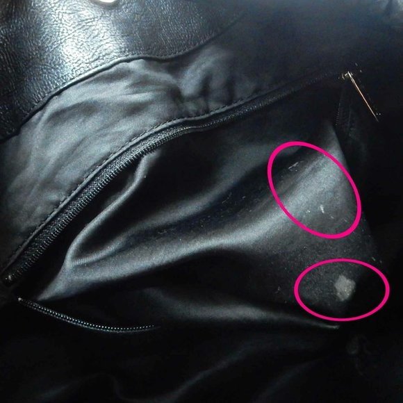 Chanel Black Skin Leather Bag - Picture 13 of 16